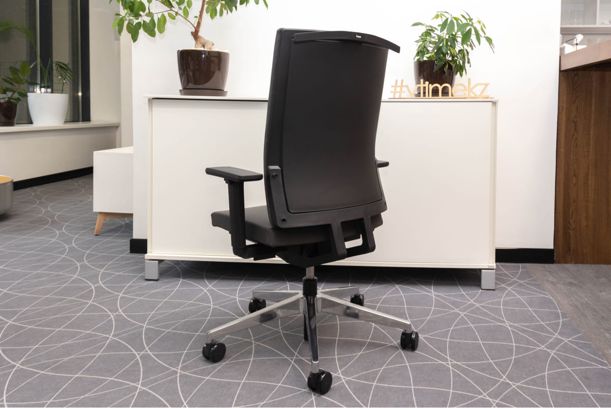 Кресло офисное Bene - B_Run 2