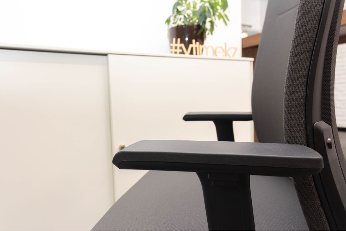 Кресло офисное Bene - B_Run 3