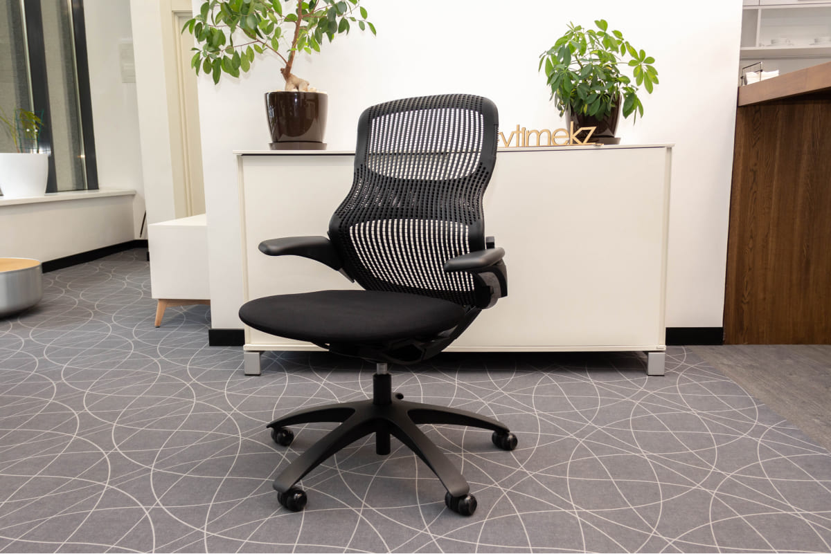 Кресло офисное Knoll International - Regeneration 1